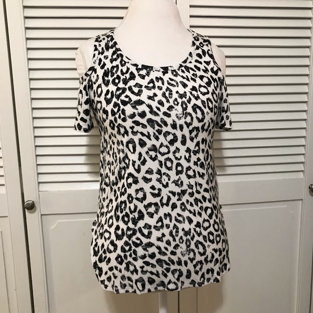 Guess Leopard Print Cold Shoulder Tee